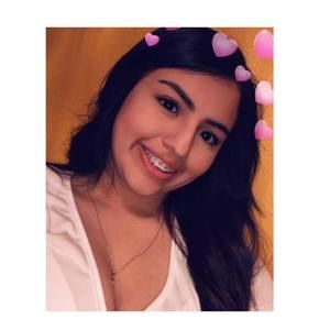 Meet your Posher, Daniela